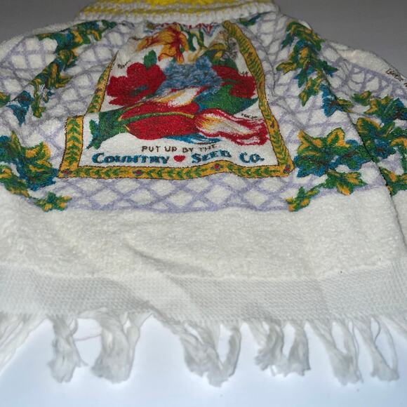 Vintage Crochet Top Hanging Kitchen towel dress shape Grandmacore Cottagecore - Picture 3 of 8